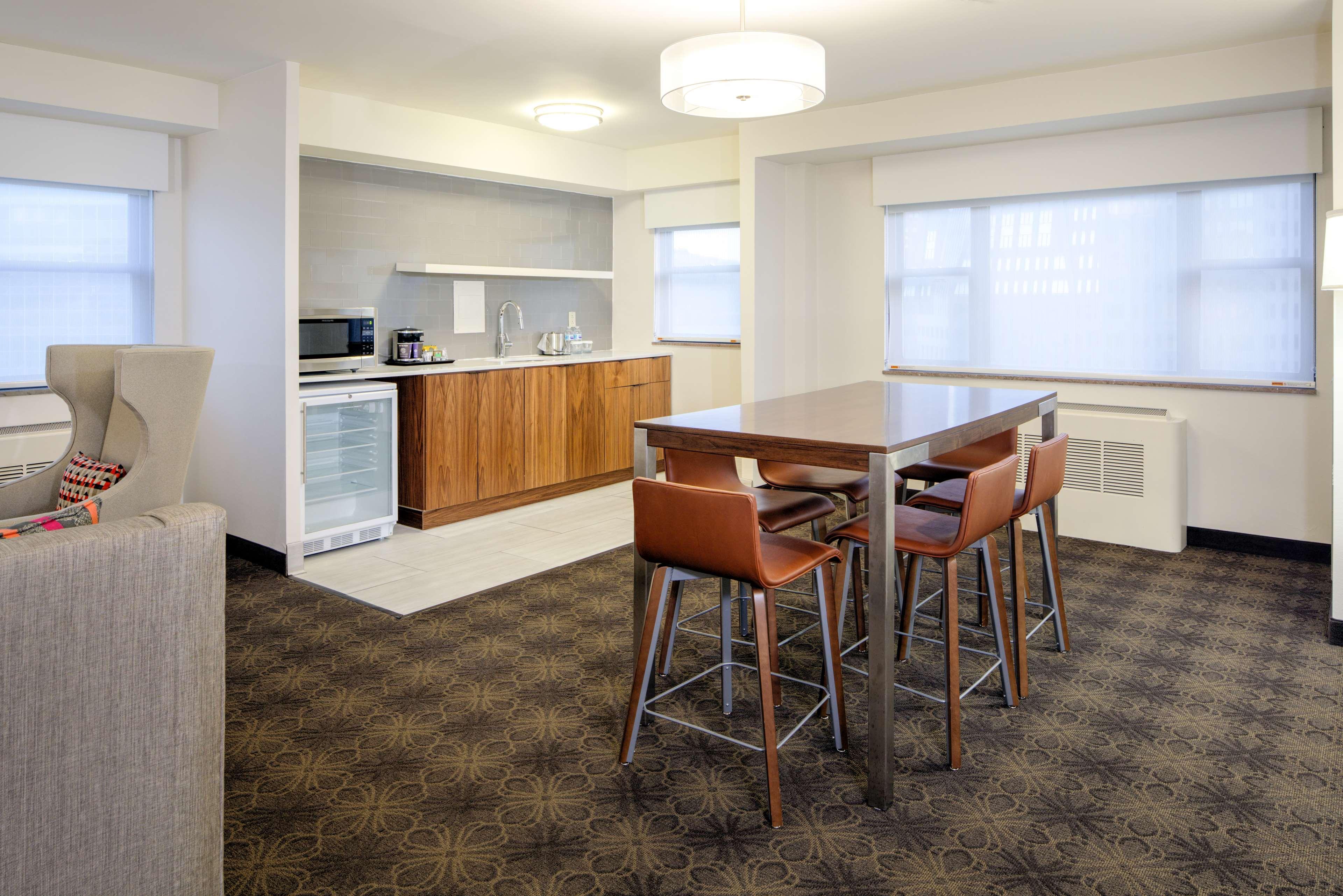 Doubletree By Hilton Hotel & Suites Pittsburgh Downtown Εξωτερικό φωτογραφία