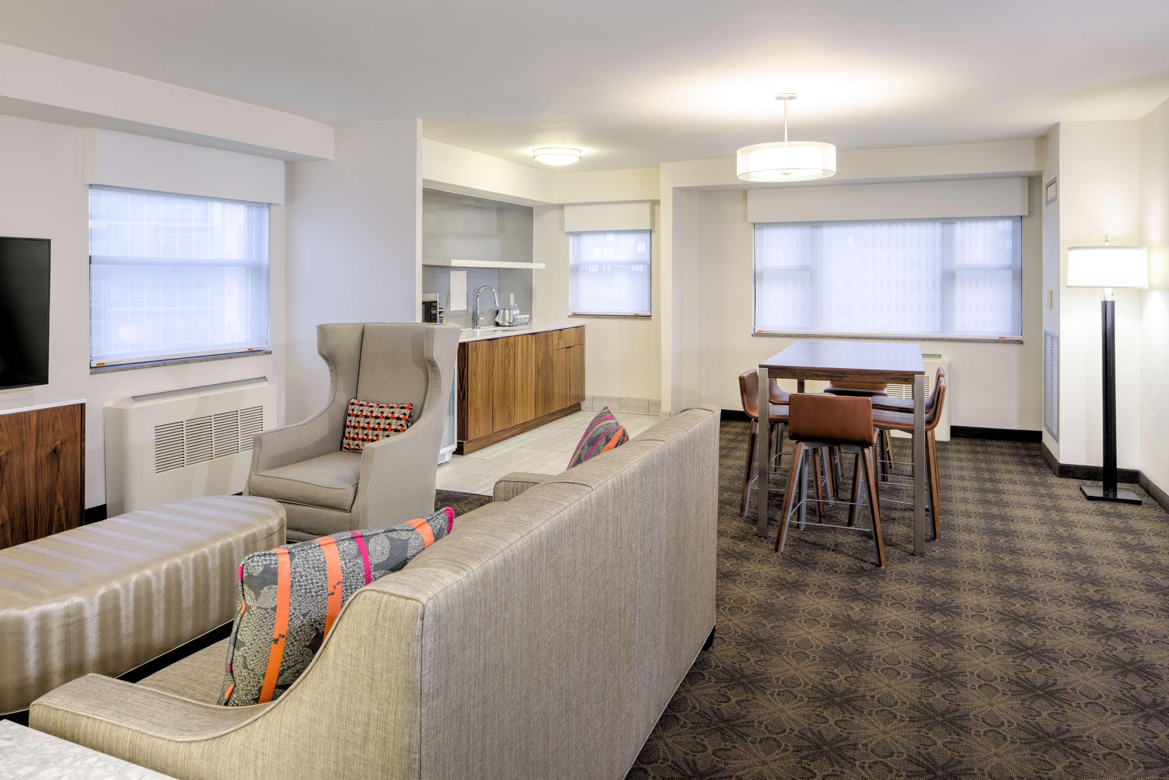 Doubletree By Hilton Hotel & Suites Pittsburgh Downtown Εξωτερικό φωτογραφία