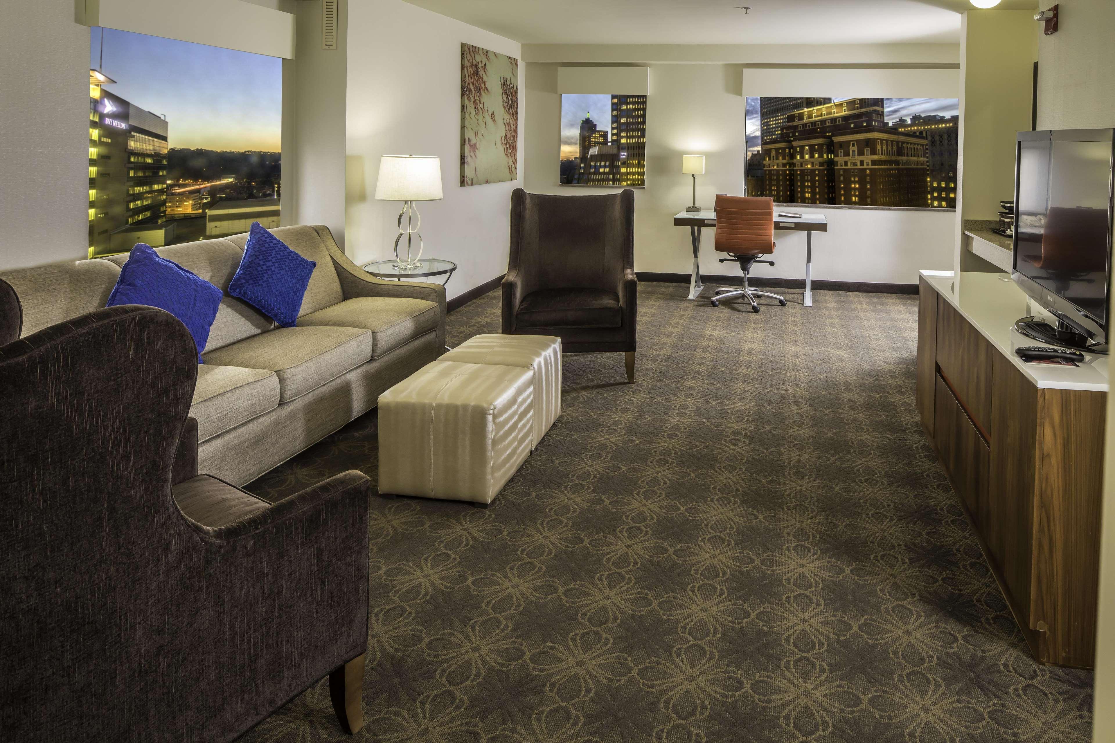 Doubletree By Hilton Hotel & Suites Pittsburgh Downtown Εξωτερικό φωτογραφία