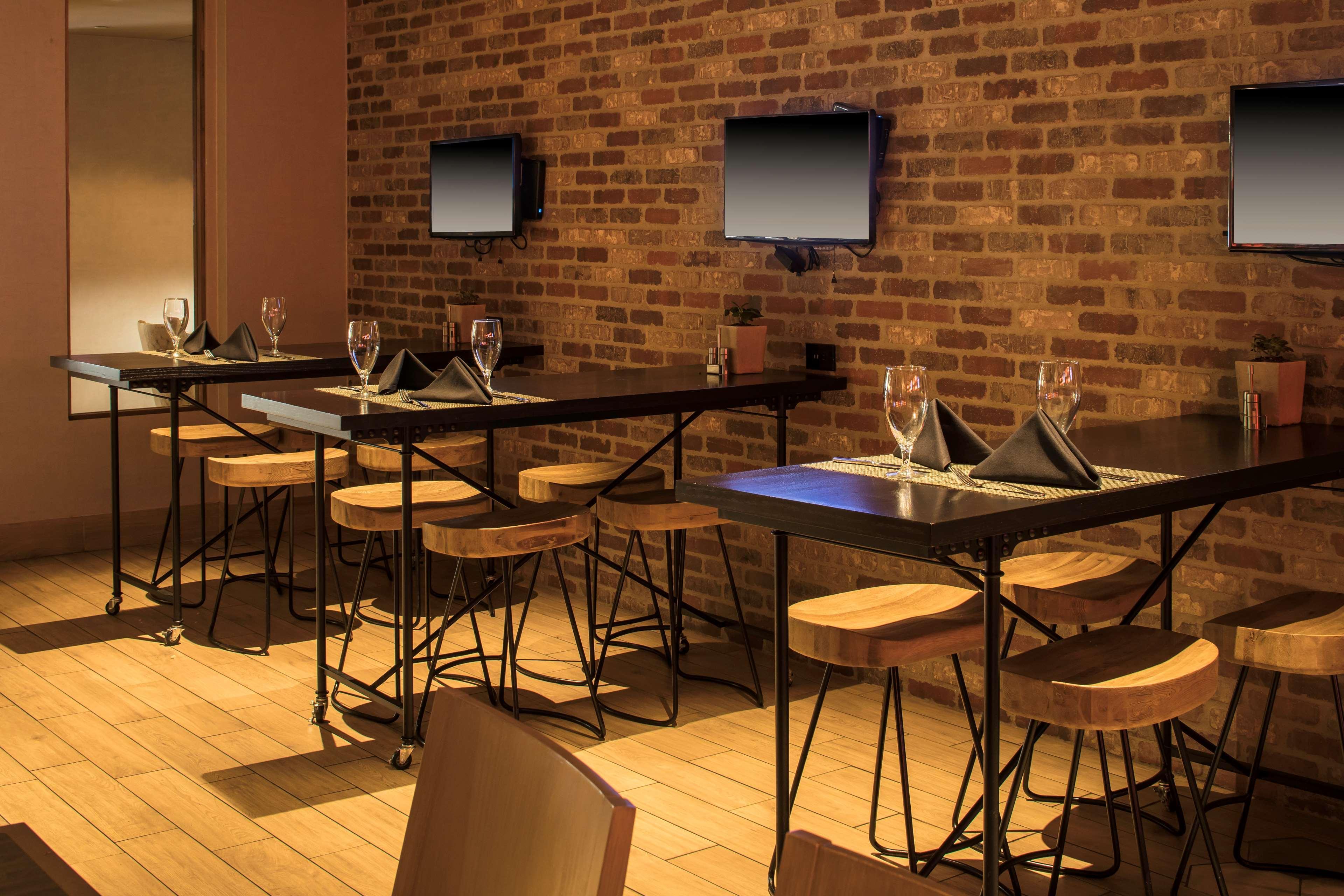 Doubletree By Hilton Hotel & Suites Pittsburgh Downtown Εξωτερικό φωτογραφία