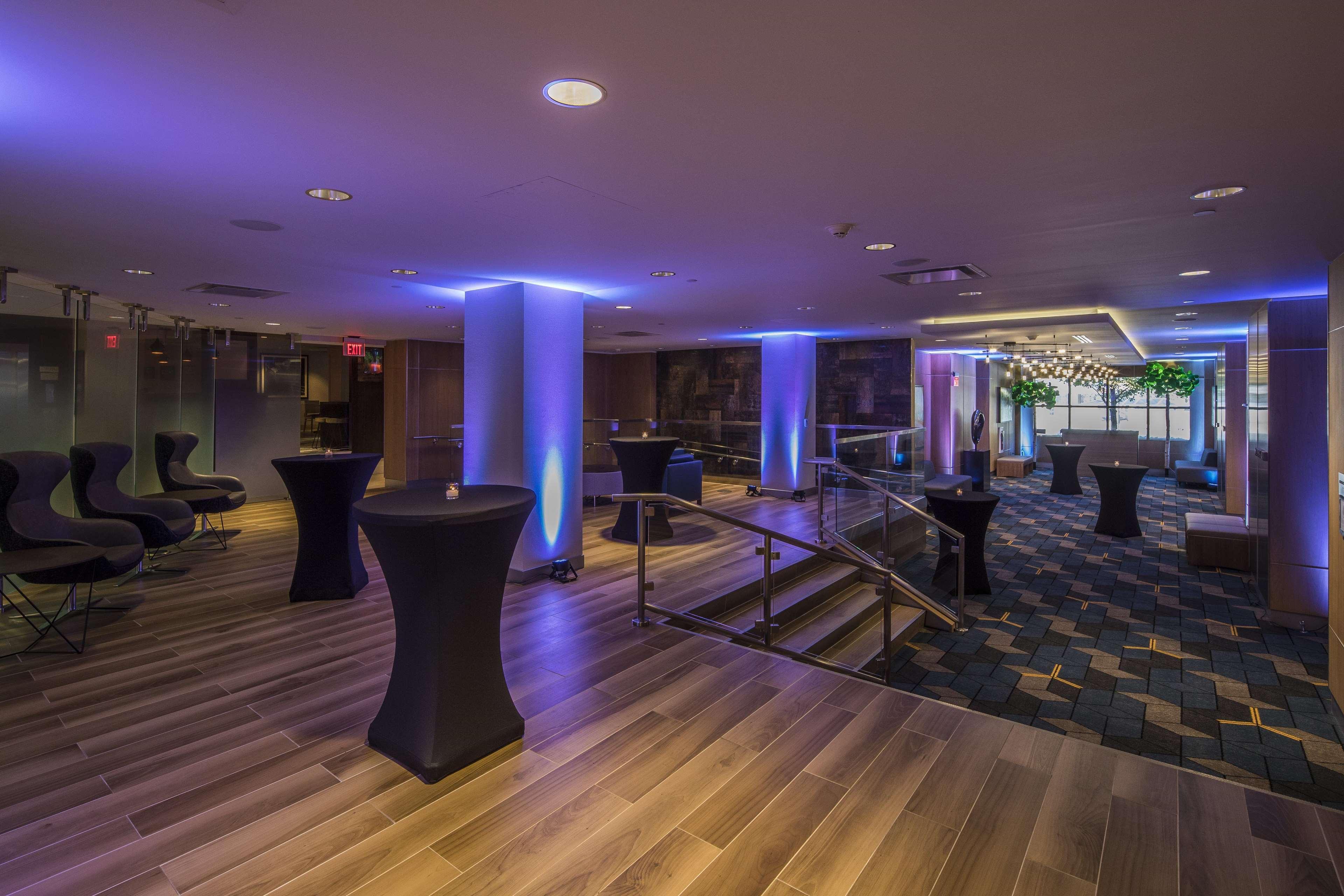 Doubletree By Hilton Hotel & Suites Pittsburgh Downtown Εξωτερικό φωτογραφία