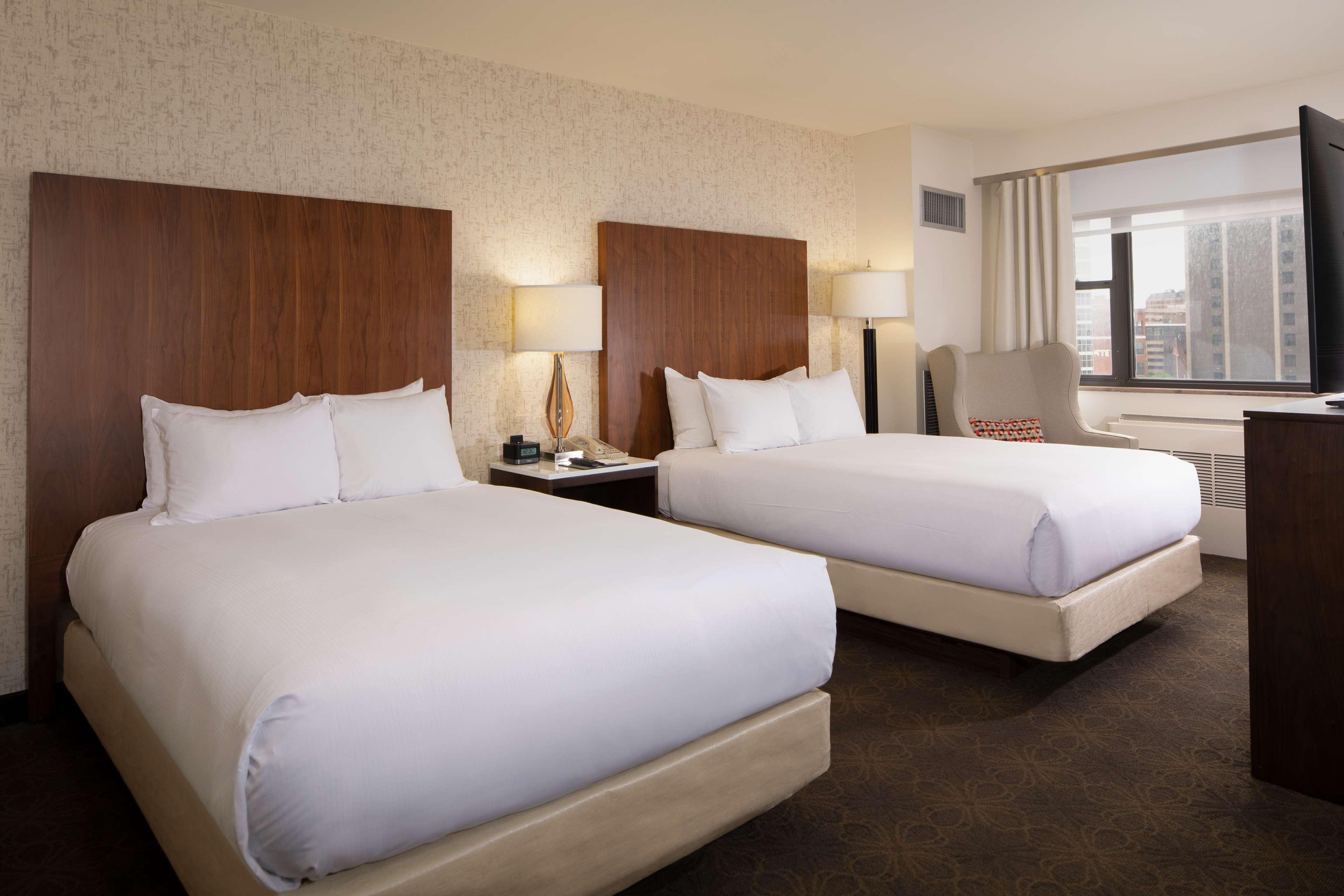 Doubletree By Hilton Hotel & Suites Pittsburgh Downtown Εξωτερικό φωτογραφία