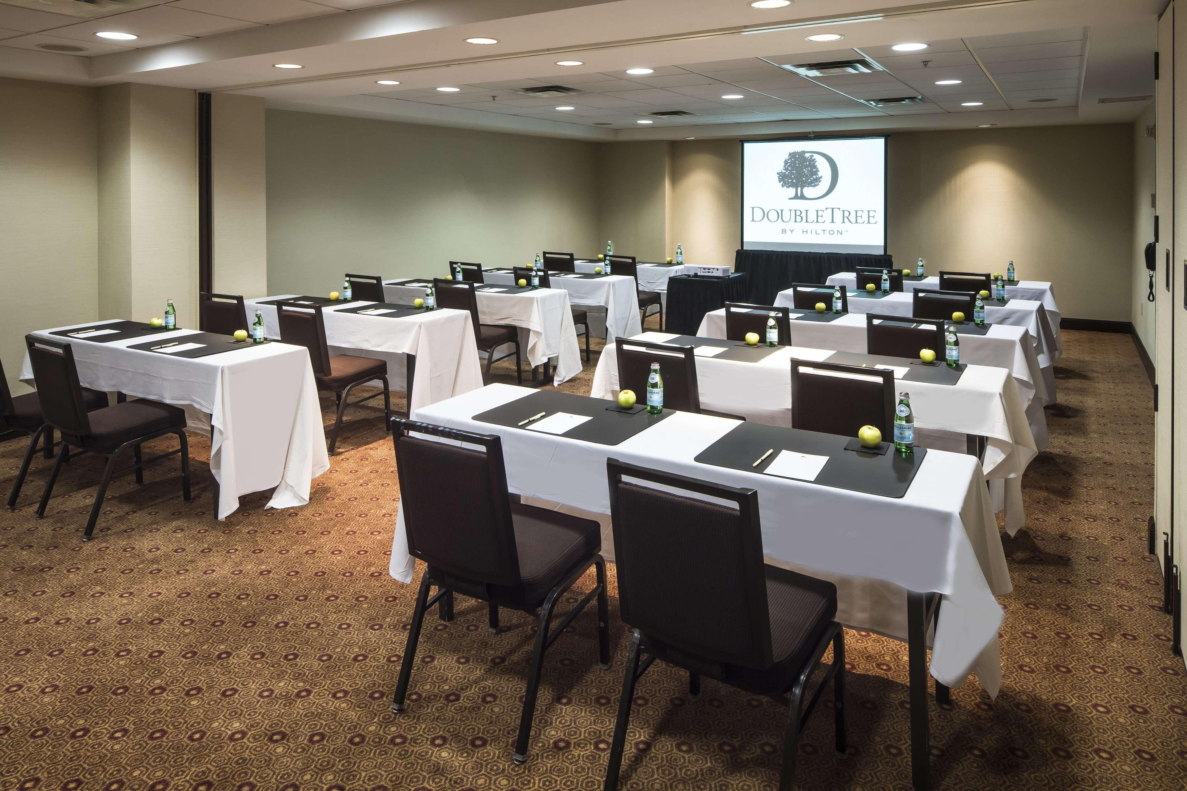 Doubletree By Hilton Hotel & Suites Pittsburgh Downtown Εξωτερικό φωτογραφία