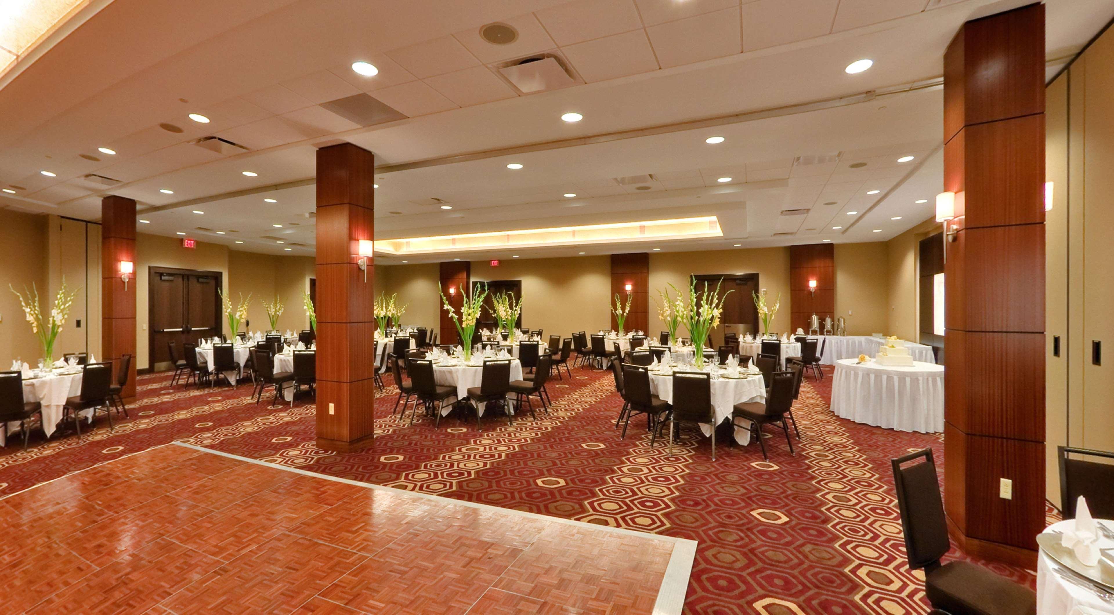 Doubletree By Hilton Hotel & Suites Pittsburgh Downtown Εξωτερικό φωτογραφία