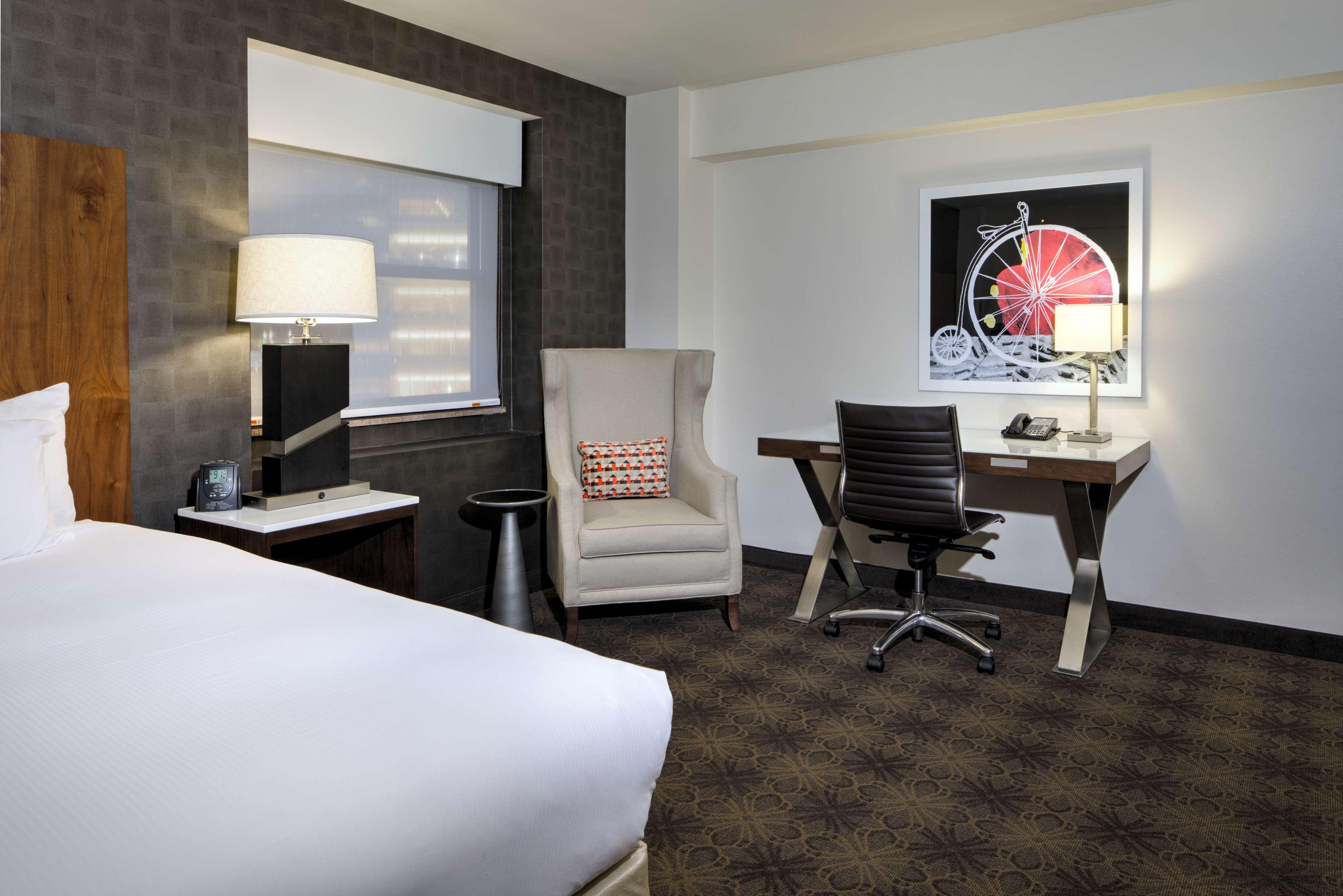 Doubletree By Hilton Hotel & Suites Pittsburgh Downtown Εξωτερικό φωτογραφία