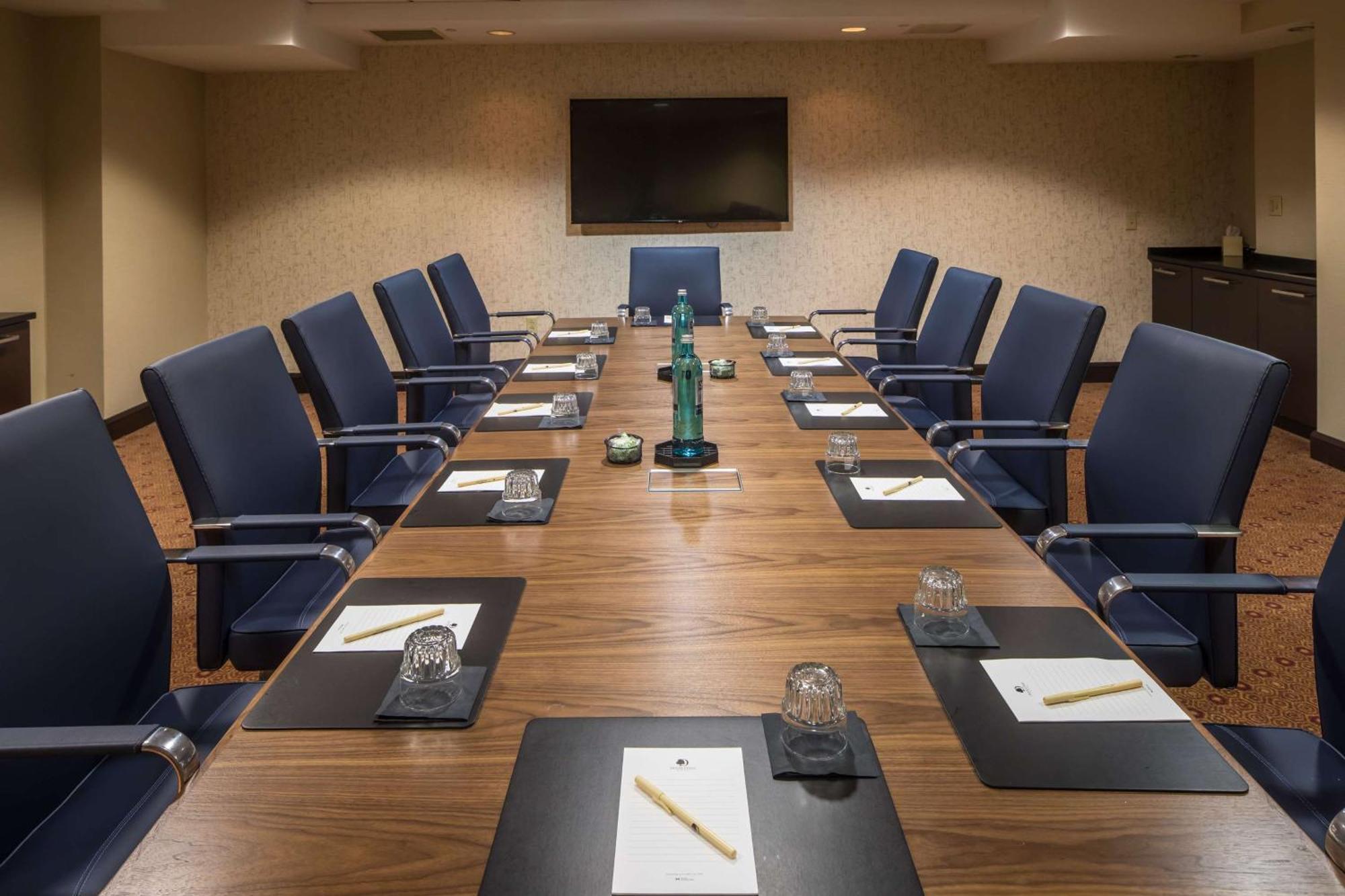 Doubletree By Hilton Hotel & Suites Pittsburgh Downtown Εξωτερικό φωτογραφία