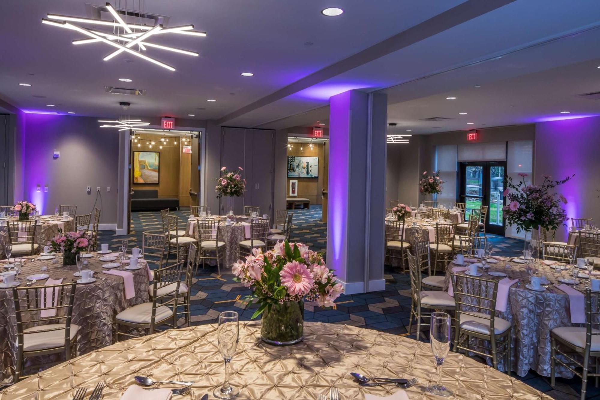 Doubletree By Hilton Hotel & Suites Pittsburgh Downtown Εξωτερικό φωτογραφία