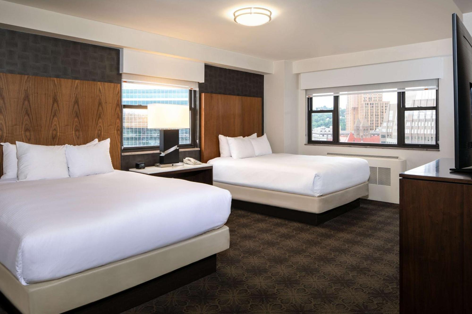 Doubletree By Hilton Hotel & Suites Pittsburgh Downtown Εξωτερικό φωτογραφία