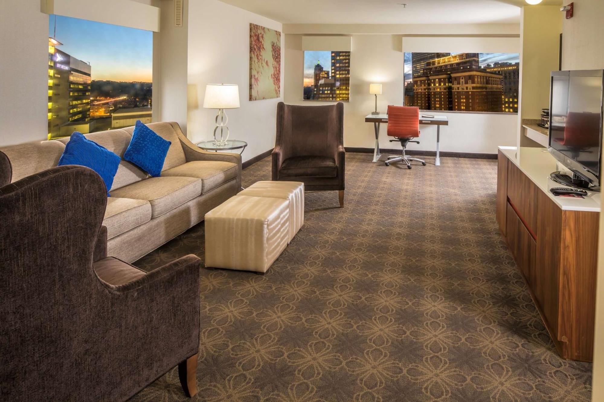 Doubletree By Hilton Hotel & Suites Pittsburgh Downtown Εξωτερικό φωτογραφία